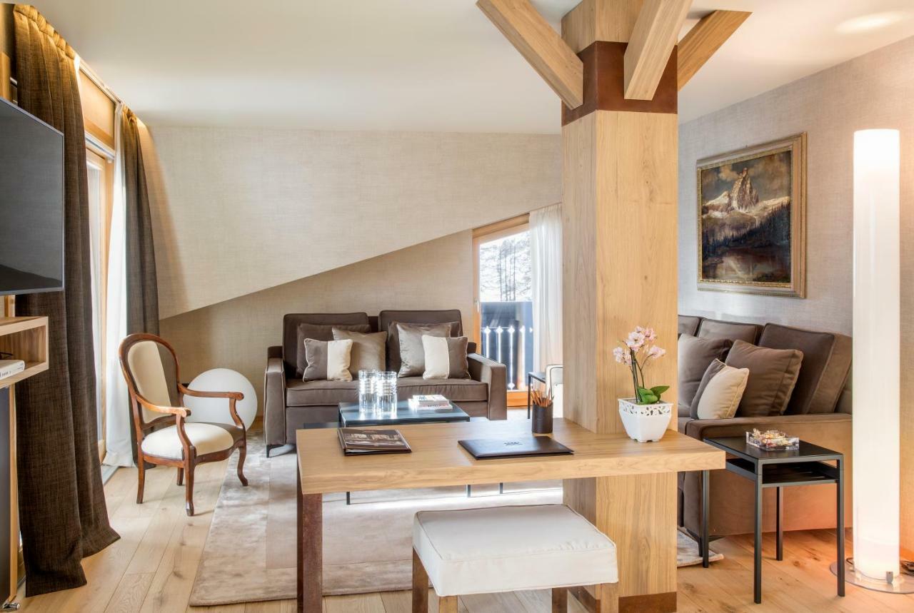 Hotel Hermitage Relais & Chateaux Breuil-Cervinia Esterno foto